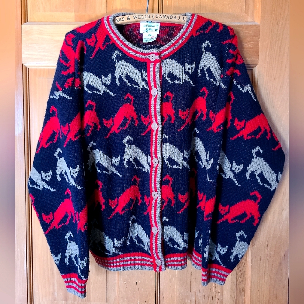 Vintage Navy Red & Beige Cat Patterned Women's Grandma Cardigan Sweater